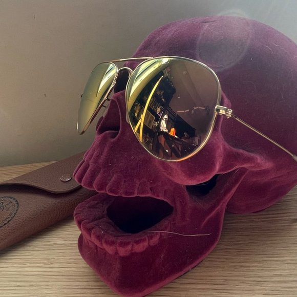 Ray-Ban Aviator Sunglasses - Picture 2 of 6